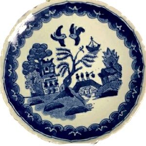 Vintage Decorative Chinese Scene Plates 7” Heavy. One per purchase.